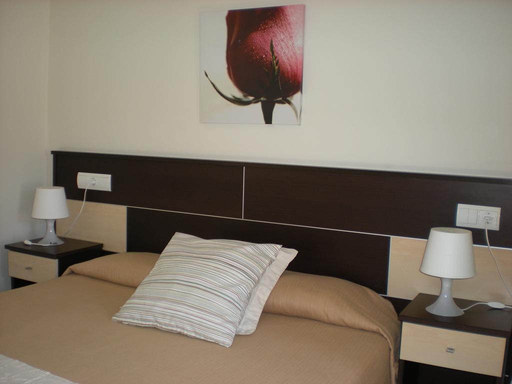 Hotel Mr Tarragona Room photo